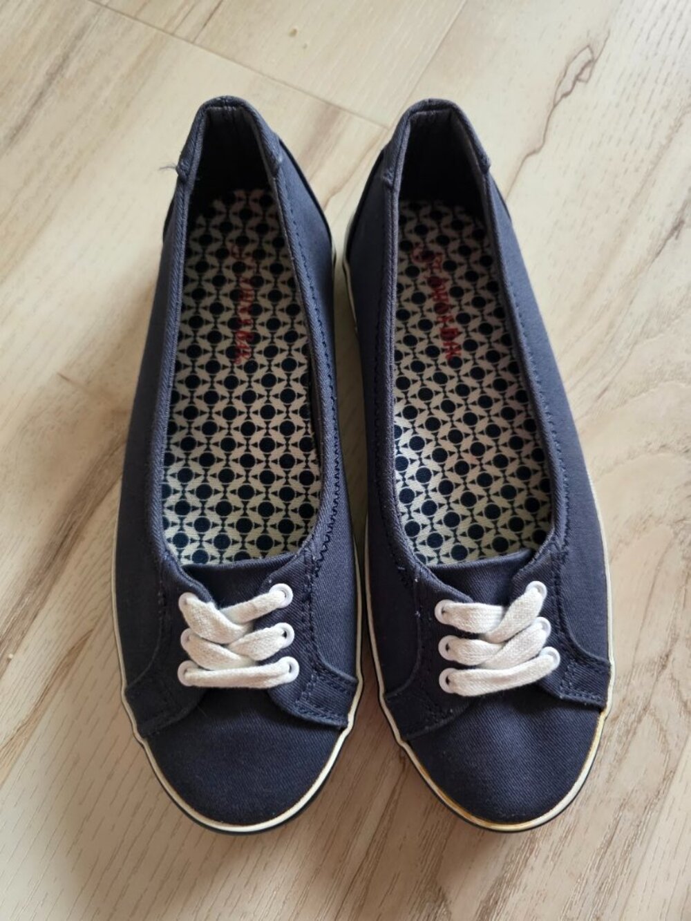 St. John's Bay Navy Canvas Skimmer Sneakers 7.5